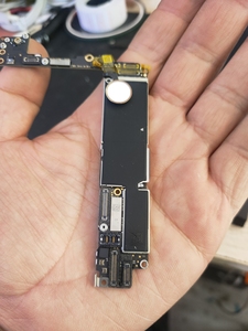 出个苹果7plusid主板,不是手机,就单主板7p 32g