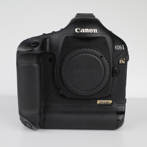 佳能1dsiii大马三,全画幅旗舰单反相机