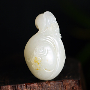 中国玉雕大师蒋喜作品新疆和田籽料白玉文锦候魁挂件琬琰苕华出品