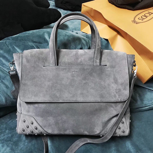 正品tods 托德斯 麂皮男包 真皮 斜挎包 反原价149