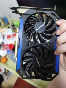 短卡18cm技嘉双风扇itx960显卡2g