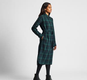 格子衬衫裙优衣库