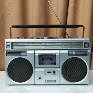 日本日立录音机,功能:要打理卡座要换皮带,价格:260元不包