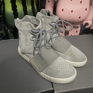yeezy750初代灰色