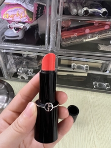 阿玛尼柔润挚爱黑管唇膏口红301