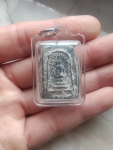 泰国佛牌龙婆蜀2460百年出塔光辉崇迪真品无卡,圆价四百多