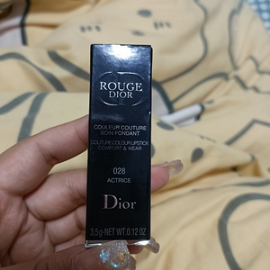 dior迪奥口红 028 全新的可送人 色号不喜欢