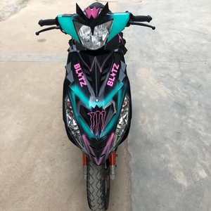 可改装鬼火摩托车整车125踏板燃油助力星空战速男女款