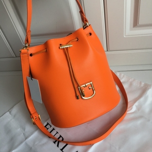 furla水桶包荔枝
