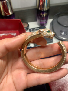 卡地亚豹子手镯,卡地亚经典猎豹系列,18k金72.5克, f