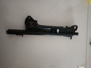 奥迪q5座椅滑轨