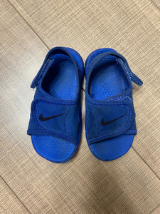 nike耐克宝宝凉鞋 购于专柜 蓝色百搭 很好穿的儿童凉鞋