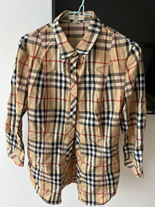 宝格丽格子衬衫 适合偏瘦的妹子穿