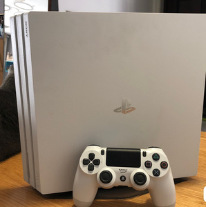 ps4pro支架白色