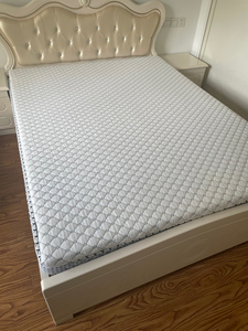 上一米五的床全新的,床加床垫图片上,20公分厚床垫一套全0人付款750