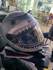 shark全盔 斯巴达 大白鲨 鲨鱼头盔!双镜片头盔!成色如