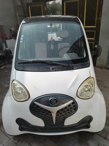 富路四轮电动车:去年换的大电瓶,续航50公里,低价出