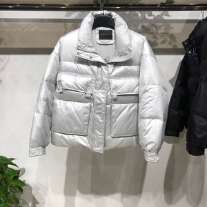 卡巴依羽绒服女短