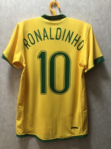 罗纳尔迪尼奥球衣小罗