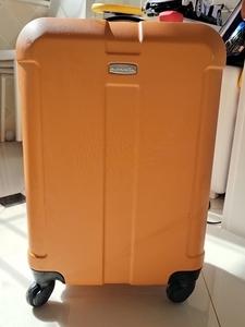 59itachi517淘宝阿尔卑斯 alps 20寸拉杆行李箱 a-9029 橘色0人付款