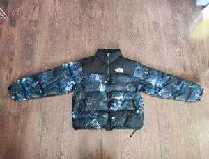 北面夜行者星空羽绒服xl码,ykk拉链,羽绒棉填充,售出不退