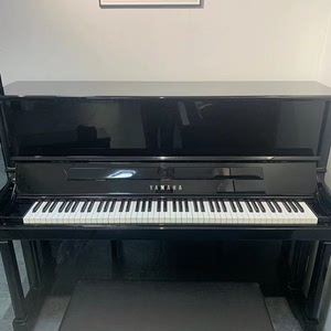 雅马哈钢琴yz119