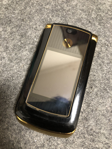 摩托罗拉黄金v8