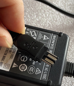 索尼nx3摄像机充电器 索尼sony原装适配器 几乎全新