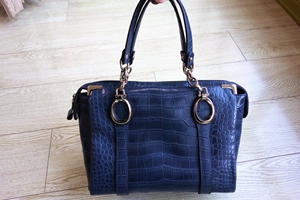 leonardo 利奥纳多 女包 手提包 材质牛皮 麦凯乐