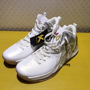 安踏kt2篮球鞋白金季后赛45码全新无原盒