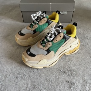 巴黎世家老爹鞋黄绿