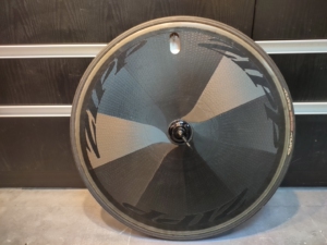 zipp super 9 封闭轮