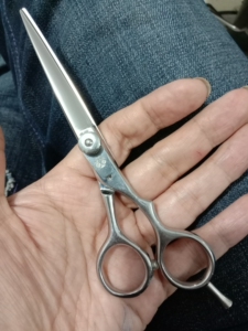 同款货源tb546019054淘宝日本美发剪刀 日本光剪 光牌剪刀 型号