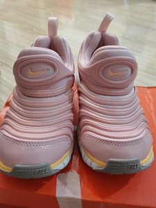 nike耐克全新正品毛毛虫童鞋3y/35码/220mm,保证
