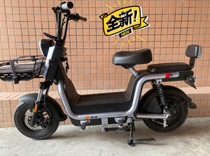 全新雅迪r5电动车,最新r5动力版,60v22a石墨烯电池