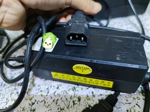 爱玛电动车充电器,原装充电器.广州嘉禾自取.