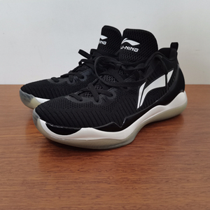 驭帅11球员版低帮