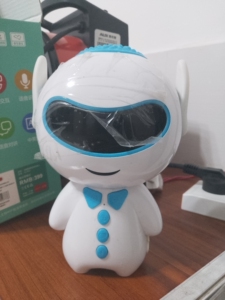 小威智能机器人早教机