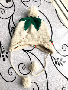 宝宝冬帽，可以护耳朵，带上它就是一颗可爱的小草莓，清仓啦！全