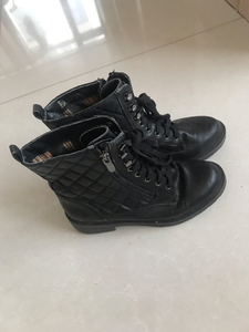 皮鞋 穿了一个季节的 二手物品不最好自提 太麻王好凯