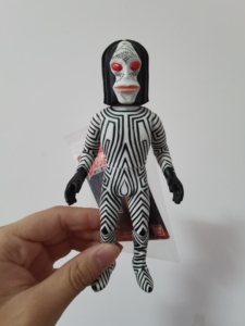 万代正版初代奥特曼怪兽软胶17cm红眼达达带卡 全新带卡,照