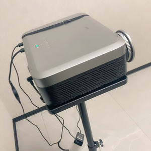 美国沃尔玛onn投影仪手机投屏电视电影 ,图中都是我是实拍