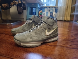 科比2大师之路 44.5全新无原盒