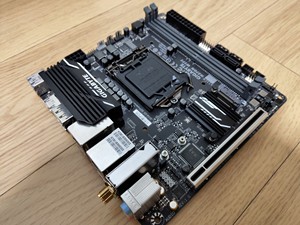 技嘉h370n wifi主板itx双m2 双网卡关联z370