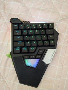 飞智木蝎机械键盘