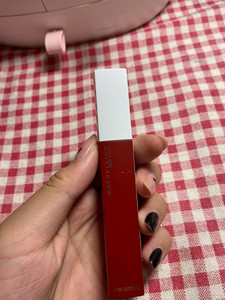 美宝莲接吻棒117 210