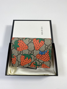 全新 gucci古琦草莓钱包/卡包 配件:防尘袋 盒子 好价
