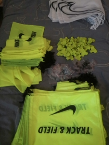 耐克钉鞋袋子 绿色15一个,白色25一个,起钉器12一个