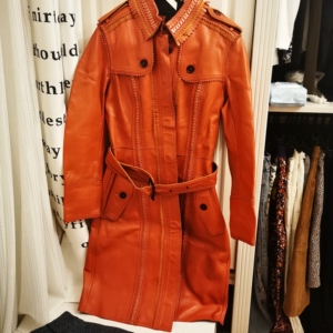 巴宝莉皮衣长款女