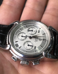 瑞士君皇自动机械表